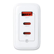 Cargador de USB Adata de Pared 65W con 2 Puertos Tipo C y 1 Puerto USB a Enchufe Plegable color Blanco