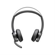 Poly Auriculares USB-A Voyager Focus 2 con soporte de carga